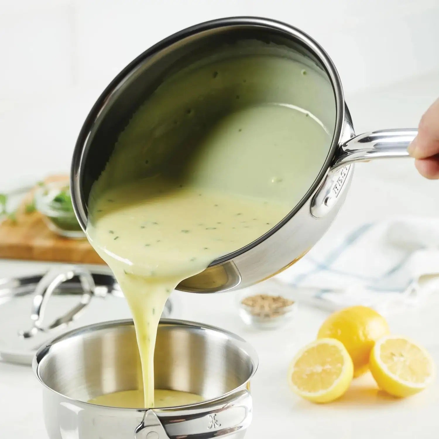 Hestan Nanobond Covered Saucier - 20cm/1.9L