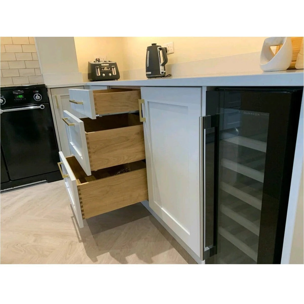 Dunavox FLOW-19 - 300mm - 19 Bottle - Built In Under-counter Wine Cooler - DAUF-19.58B