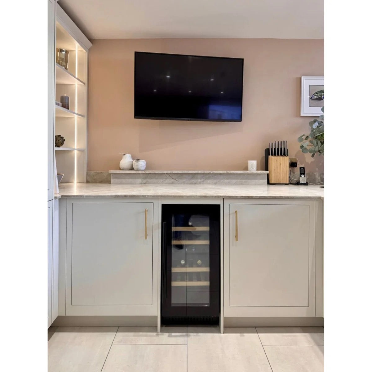 Dunavox FLOW-32D - 400mm Dual Zone - 32 Bottles - Built In