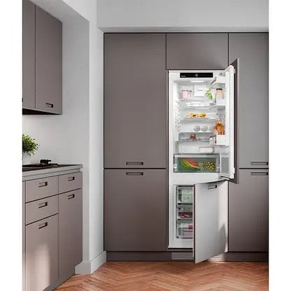 Liebherr ICNb 5123 plus NoFrost Integrated fridge-freezer