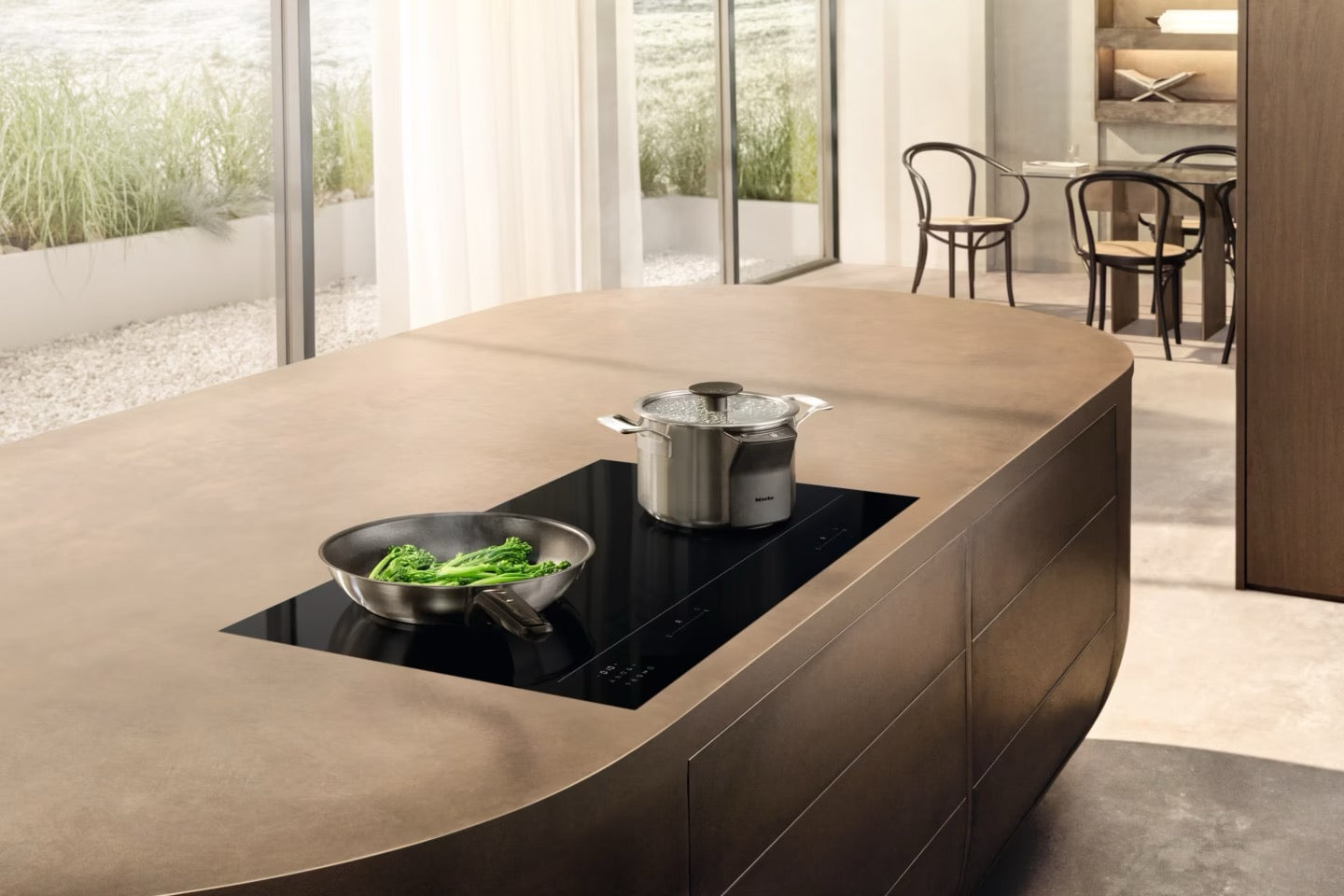 Miele 94cm Induction Hob with FullFlex Cooktop