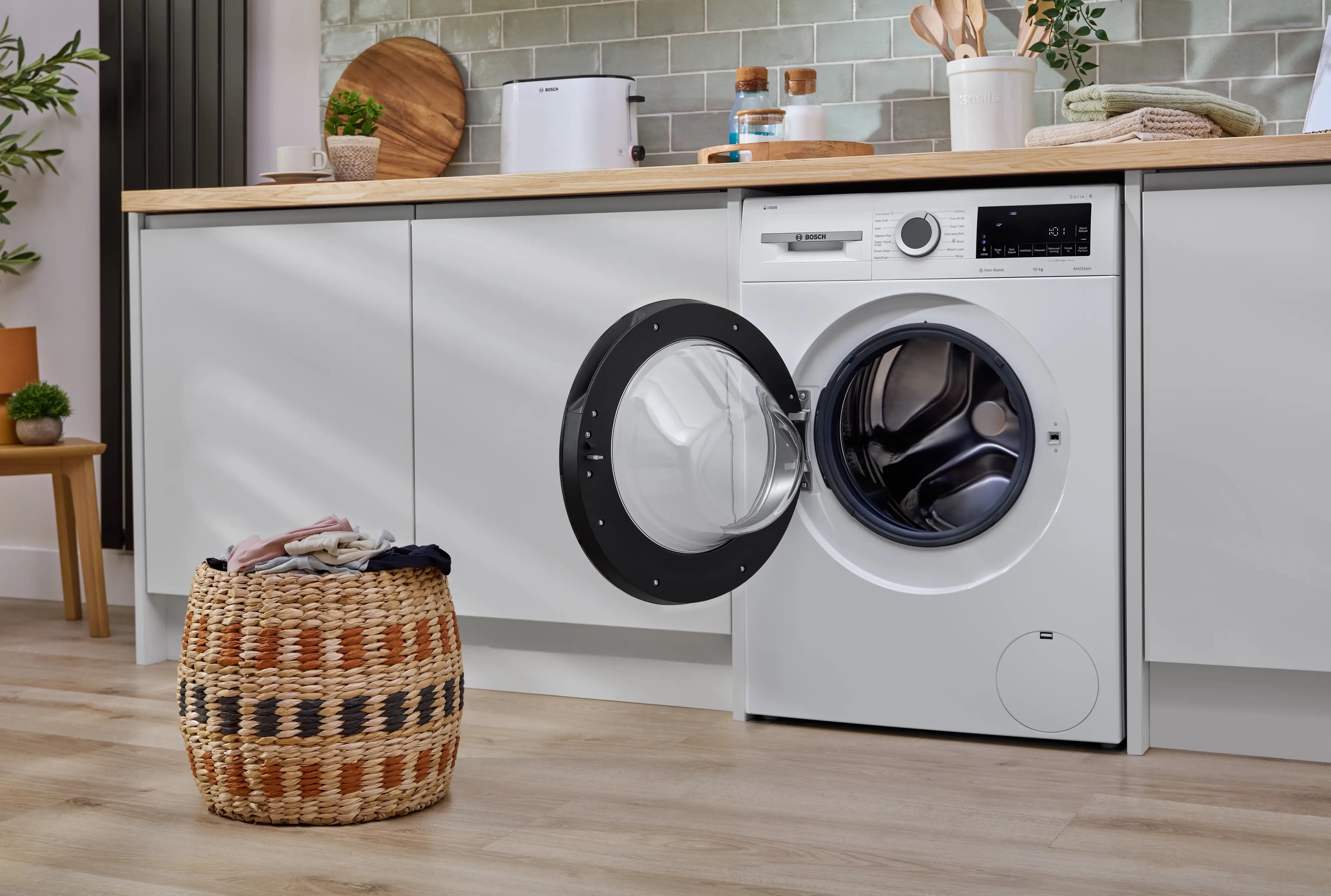 Bosch Series 6 Washing machine, front loader 10 kg max. 1400 rpm - WGG254F1GB