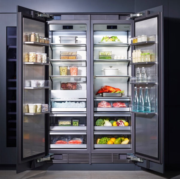 Signature Kitchen Suit 24" Integrated Column Freezer