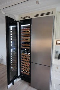 MQuvee Built-In Wine Fridge - Edge 45D