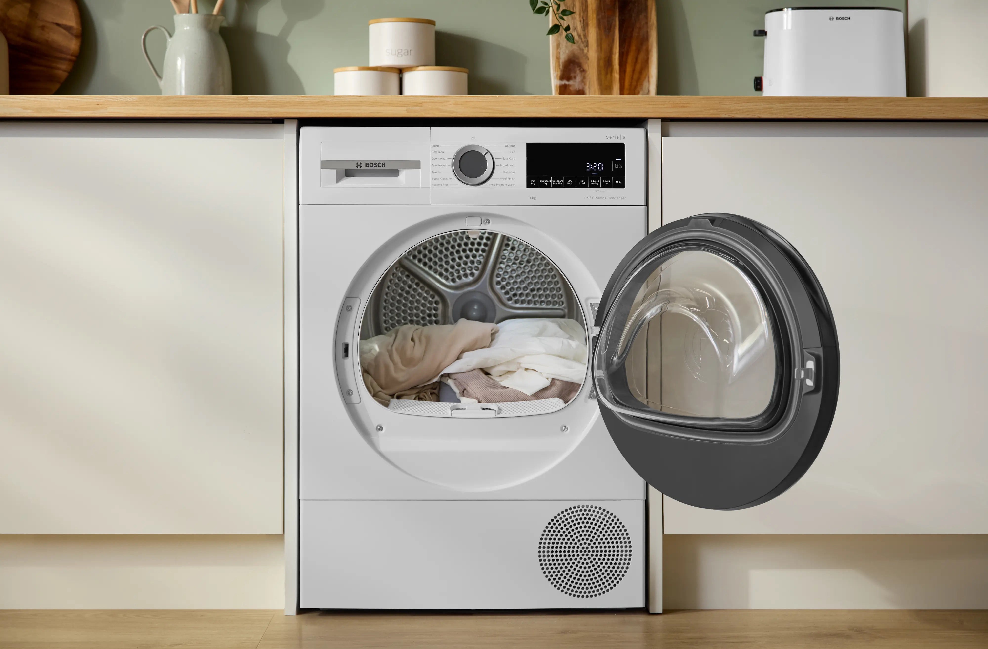Bosch Series 6 Heat pump tumble dryer 9 kg - WQG24502GB