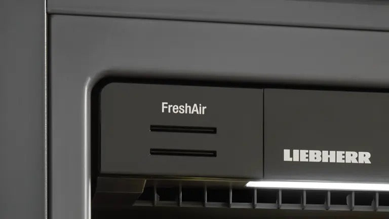 Liebherr UBCgb 3731 plus Fully Integrated under counter beverage fridge