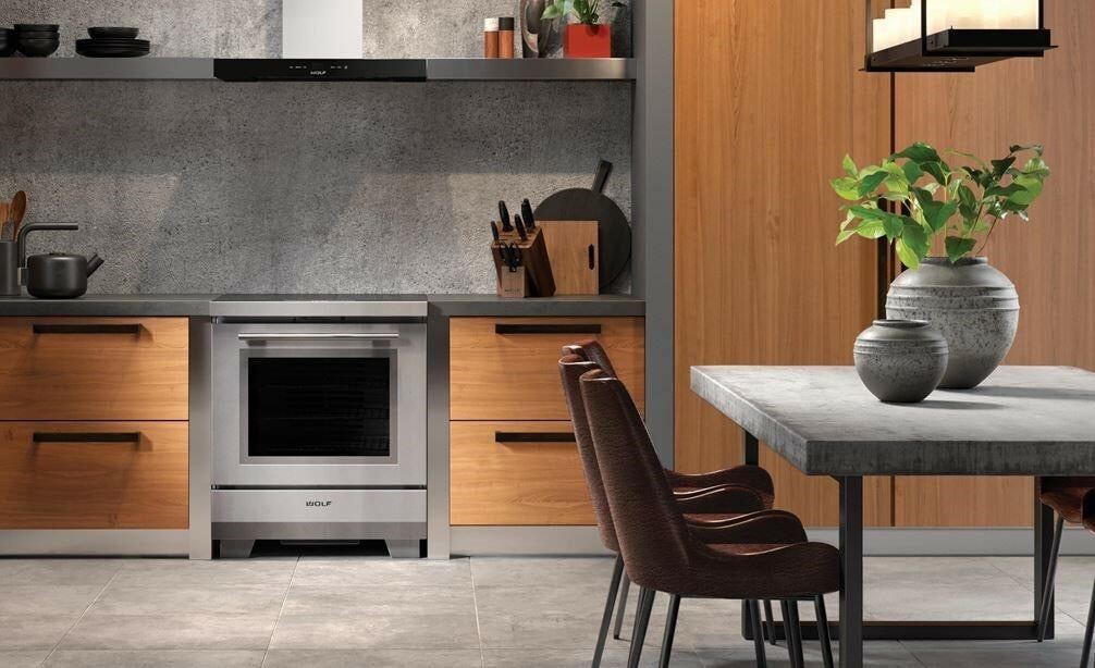 Wolf Transitional Induction Range, 4 Burner ICBIR30450/S/T