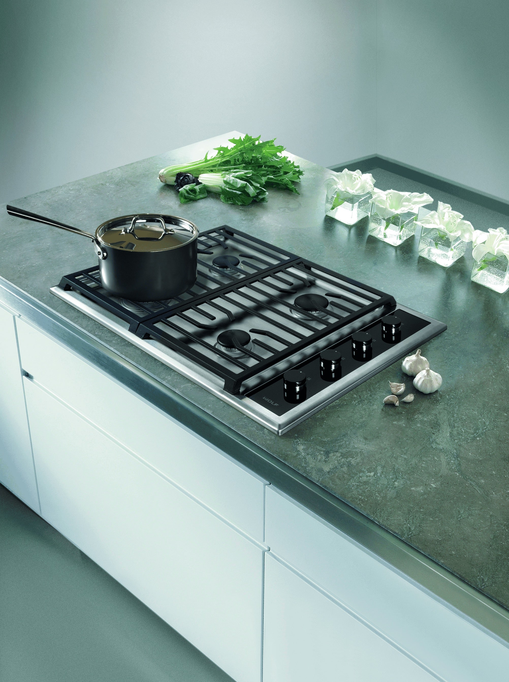 Wolf Sealed Burner Range-Top 2 Burner and Wok ICBSRT362W