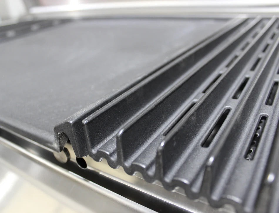BeefEater Signature Proline Series - 6 Burner Roaster Built-In BBQSignature Proline Series - 6 Burner Roaster Built-In BBQ