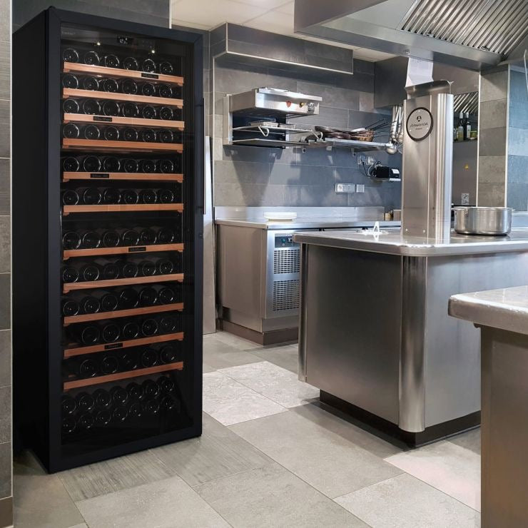 EuroCave Large serving cabinet, multi-temperature - La Première