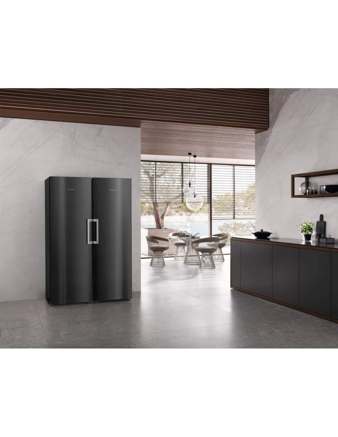 Miele KS4783DD Freestanding Fridge in Black Steel