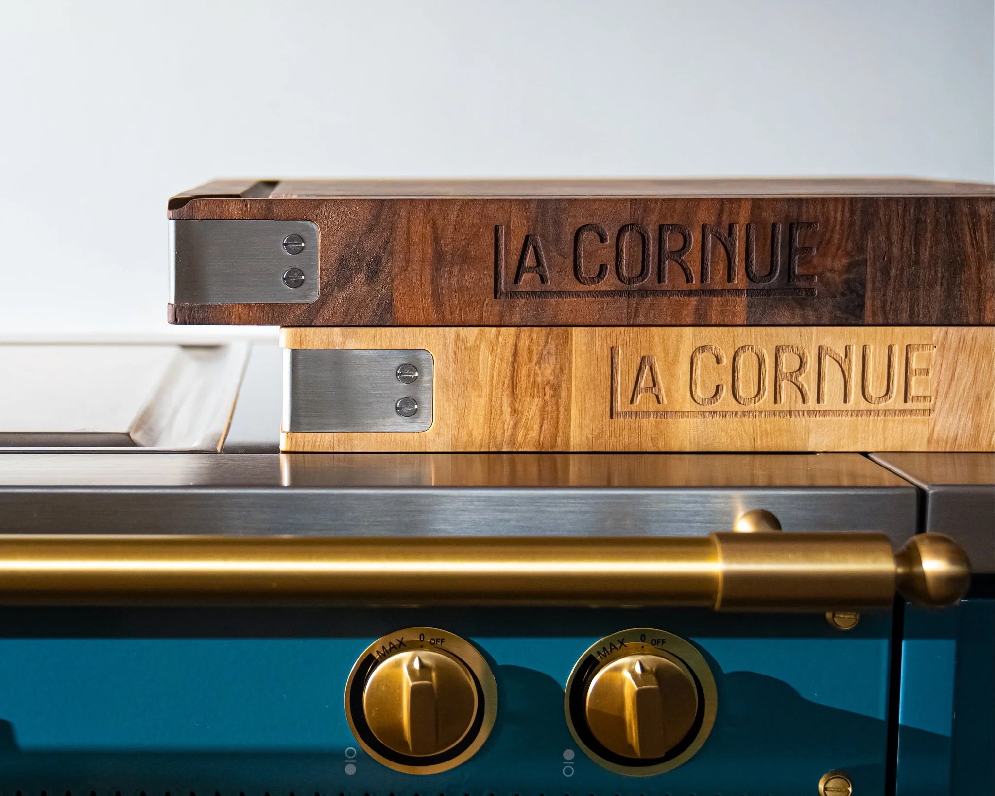 La Cornue Walnut End-Grain Wood Cutting Board