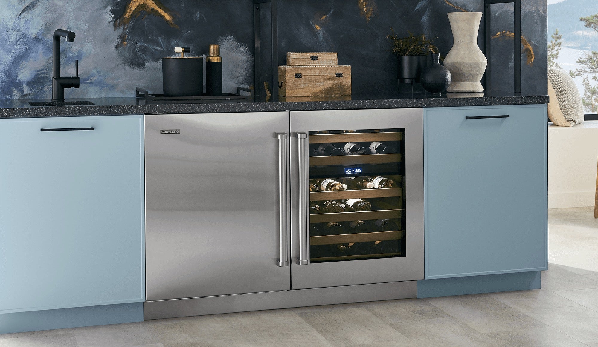 Sub-Zero Undercounter Refrigerator ICBDEU2450R