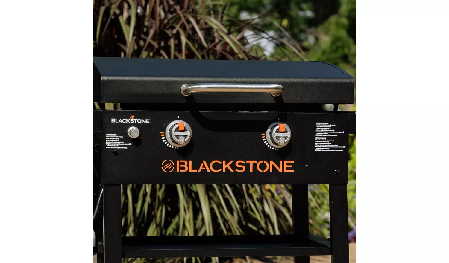 Blackstone 28 Inch Iron Forged Blackout Gas Griddle Cooking Station With Hood