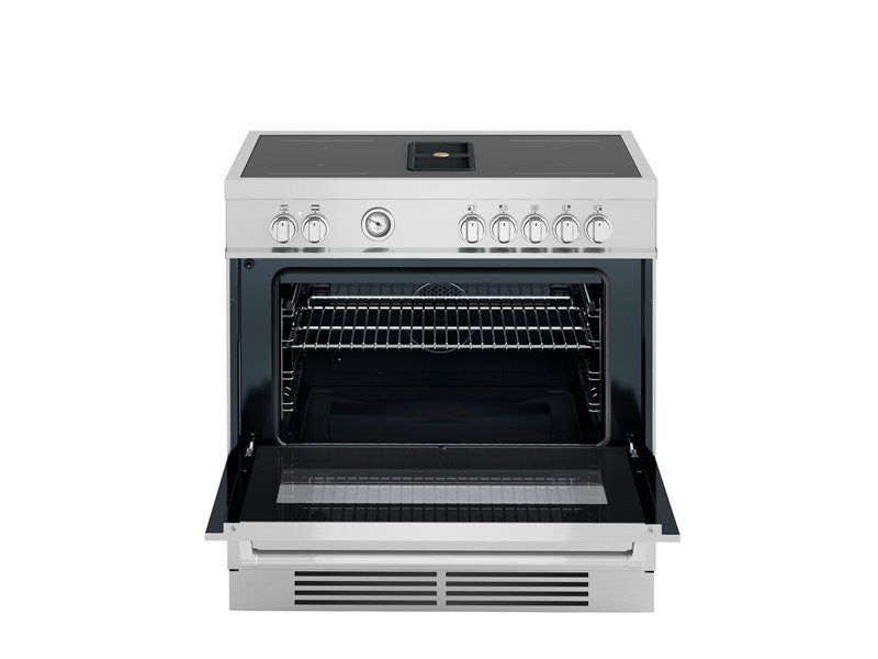 Bertazzoni Master Series 90cm Air-Tec cooker with induction top and integrated hood