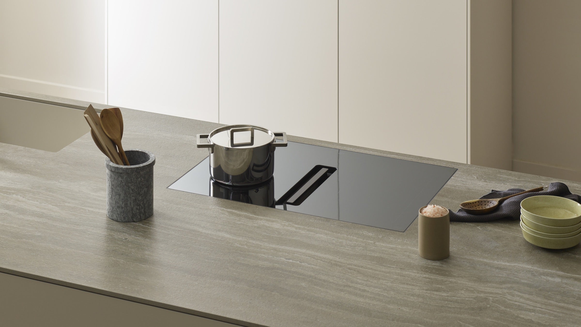 V-ZUG CombiCookTop V4000 Induction with Extraction - IHV480IEZF