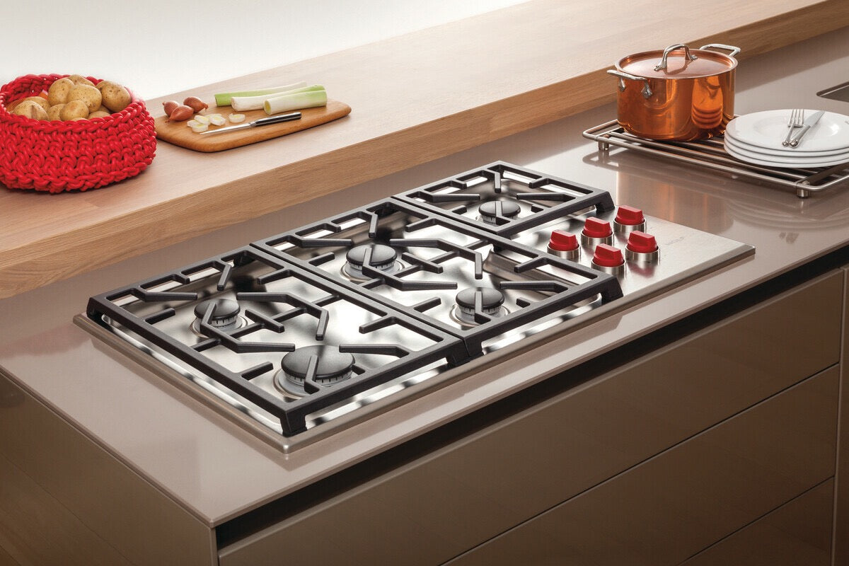 Wolf Professional Gas Cooktop ICBCG365P/S