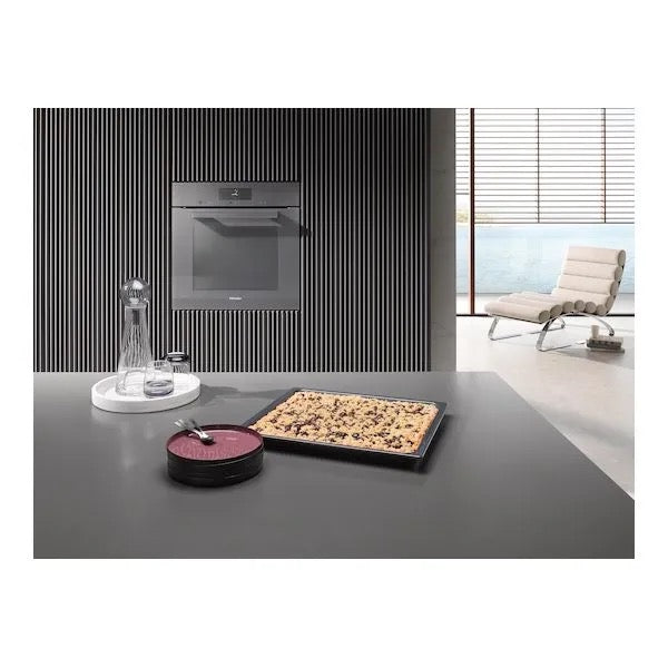 Miele VitroLine Pyrolytic Built-In Single Oven