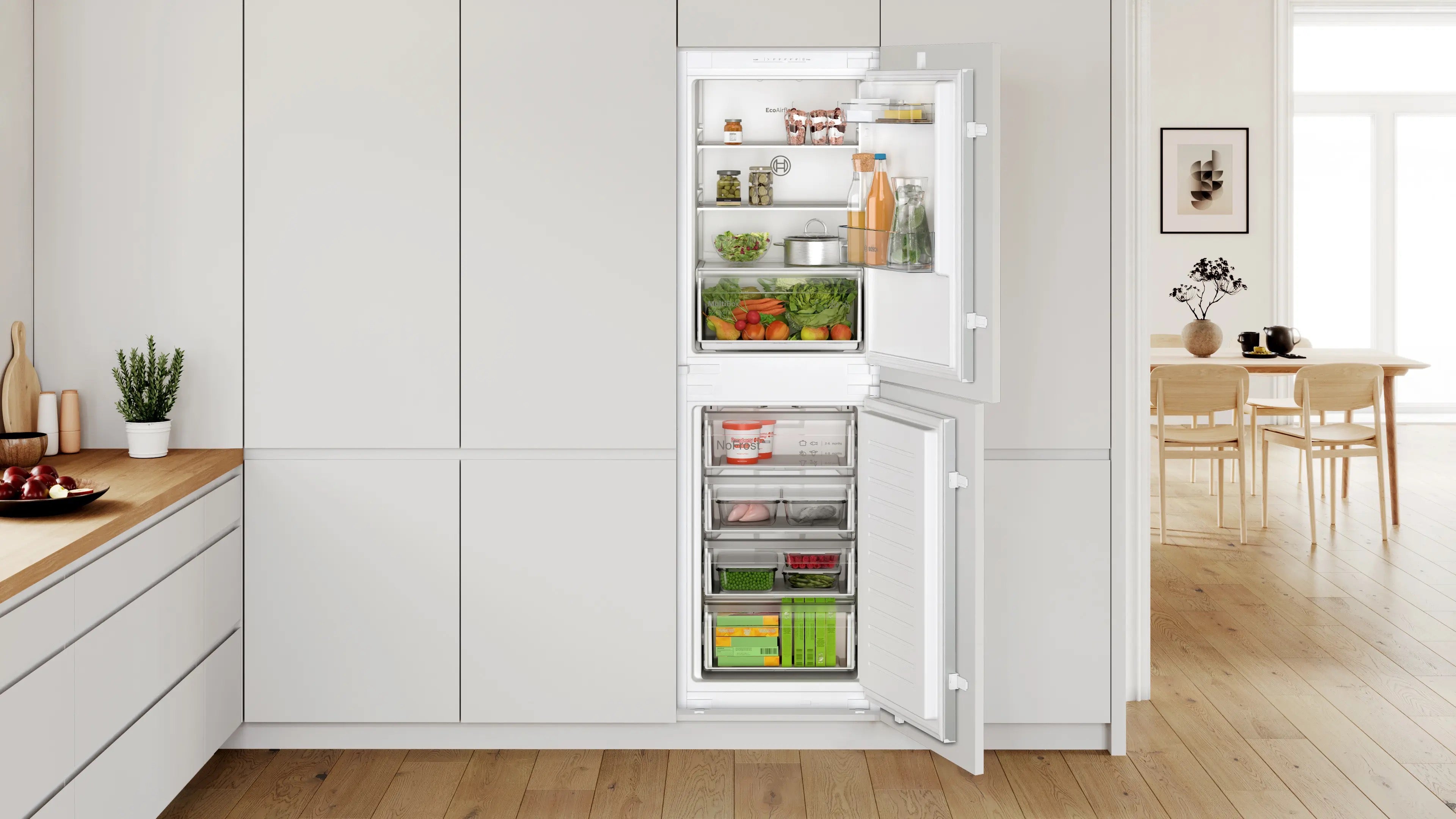 Bosch Series 2 Built-in fridge-freezer with freezer at bottom 177.2 x 54.1 cm - KIN85NSE0G