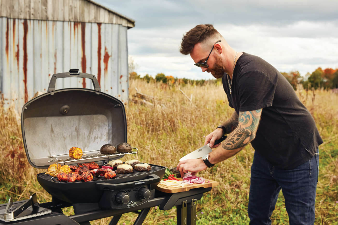 Phantom TravelQ PRO285X | 2 Burner Portable Propane Gas Grill | Scissor Cart | Warming Rack | Caterbitz UK