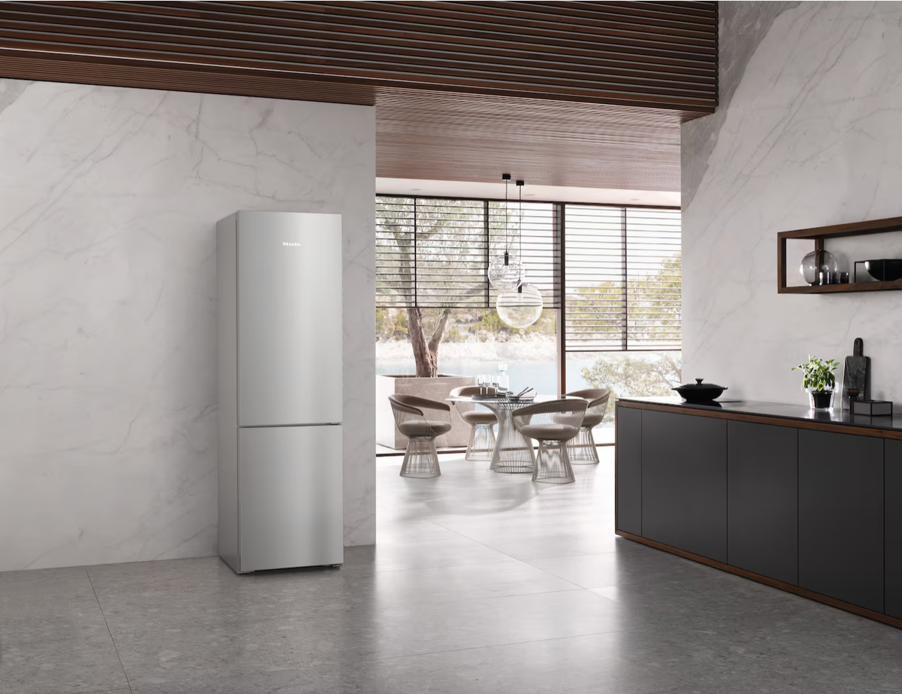 Miele Freestanding fridge-freezer Silver KFN 4397 CD Stainless look
