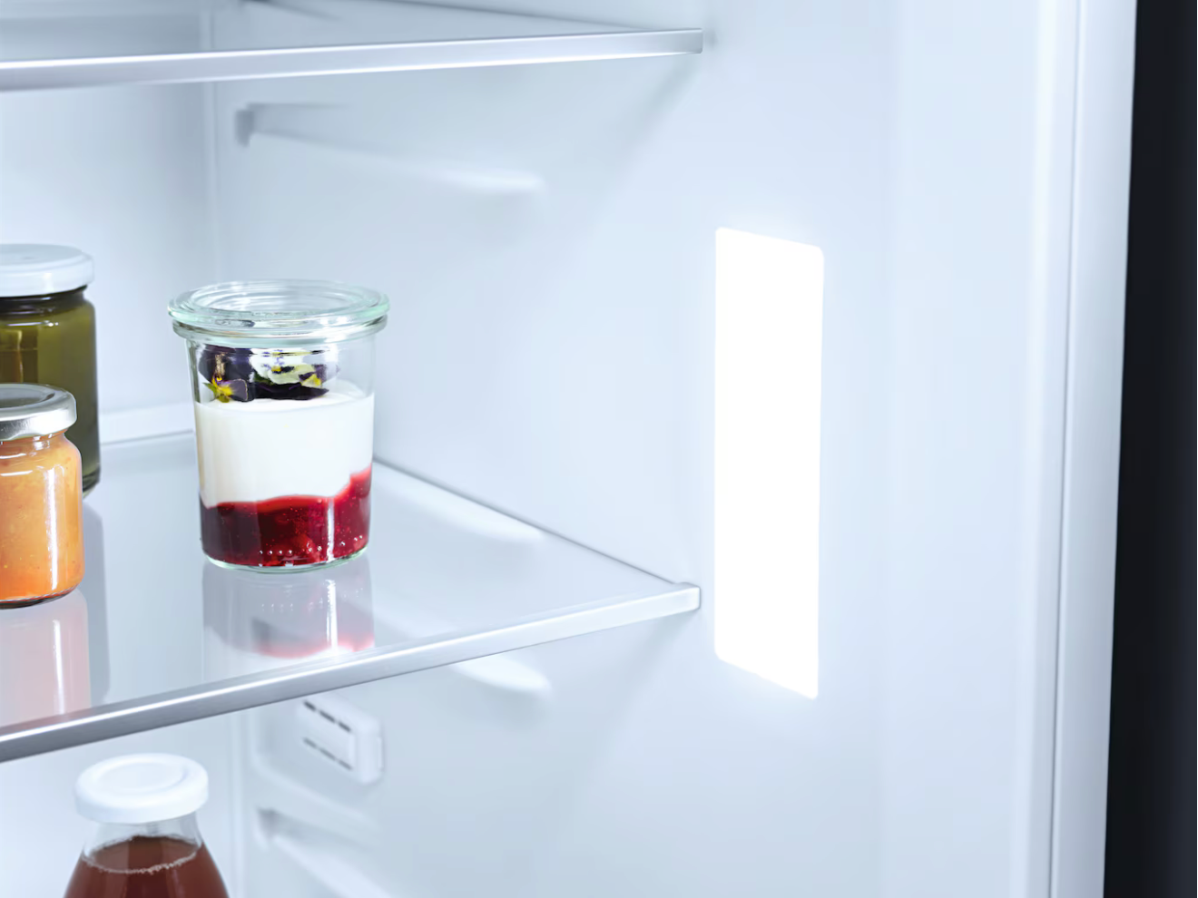 Miele Built-in fridge-freezer, 178 cm niche height Silver KDN 7713 E Active