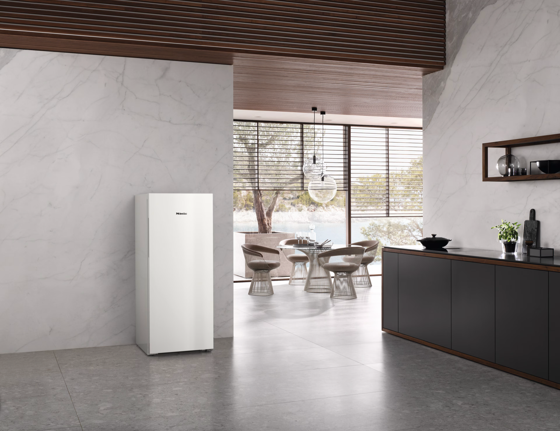 Miele Freestanding freezer Silver FN 4322 D-1 White