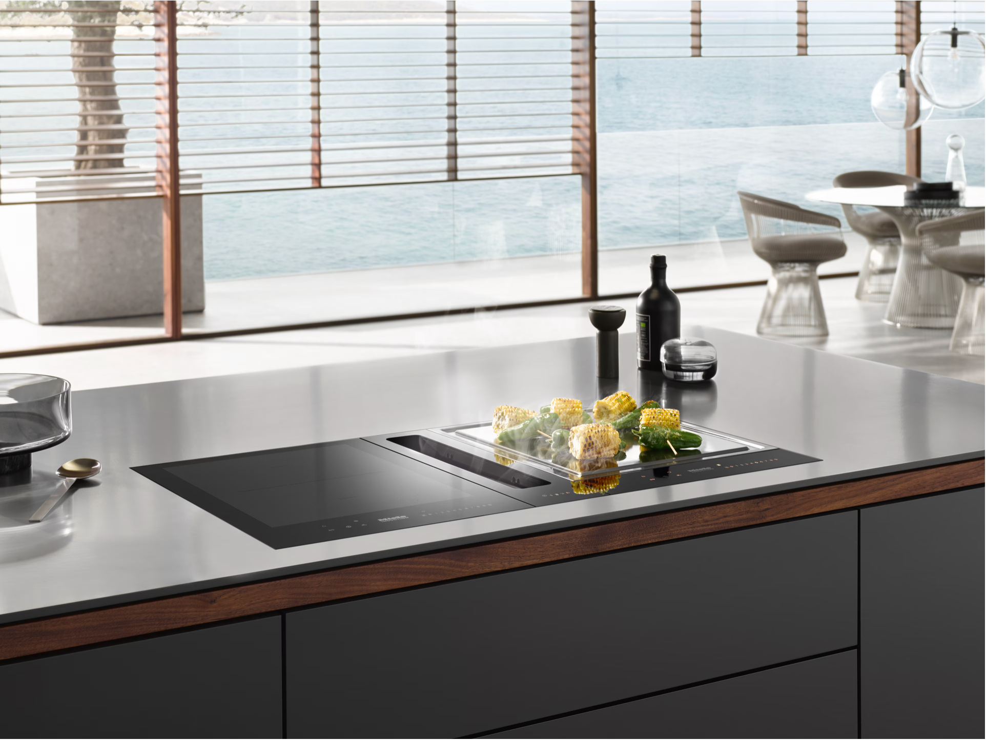 Miele SmartLine element Platinum CSDA 7001 FL Black