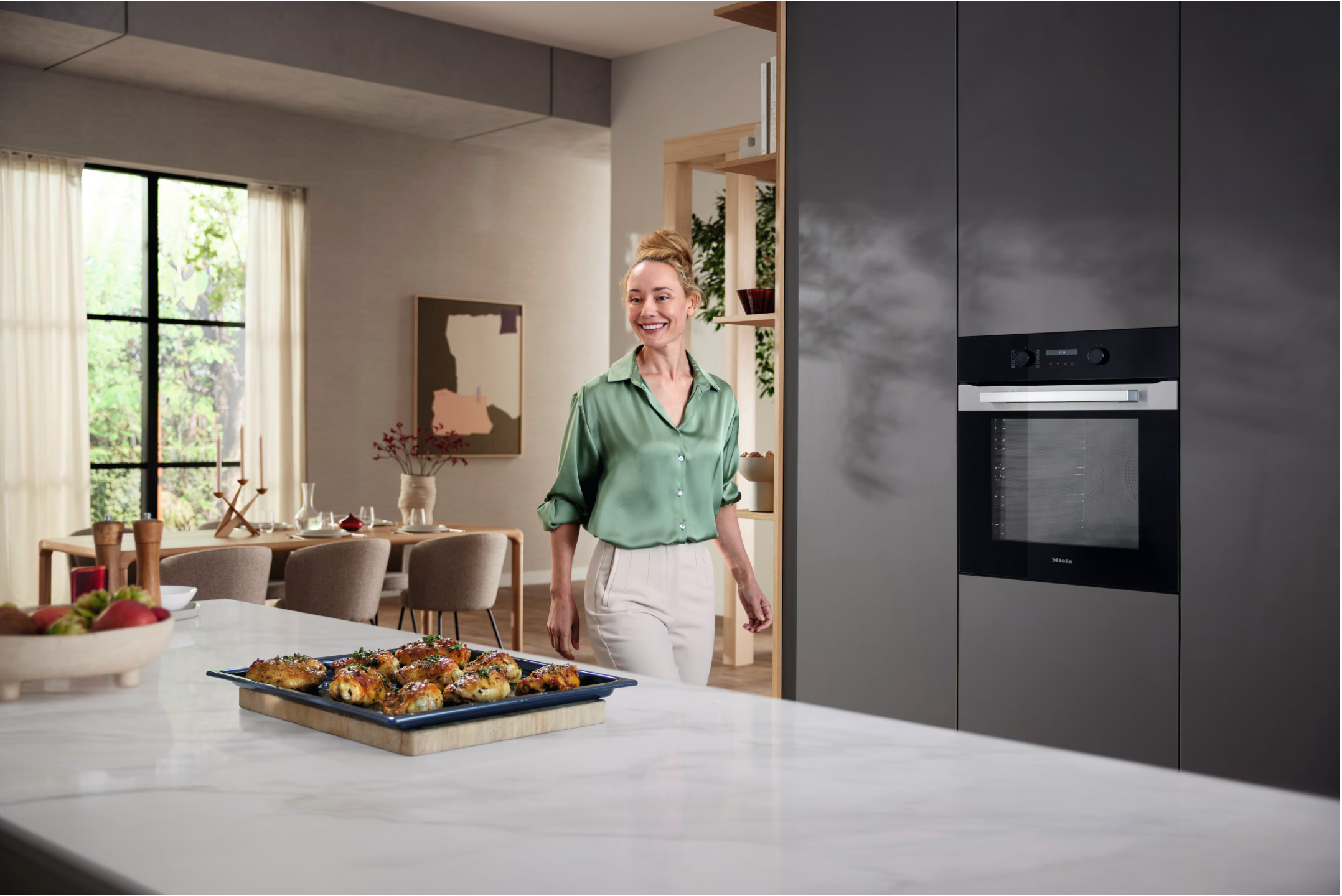 Miele H 2861 BP Stainless steel/Clean Steel