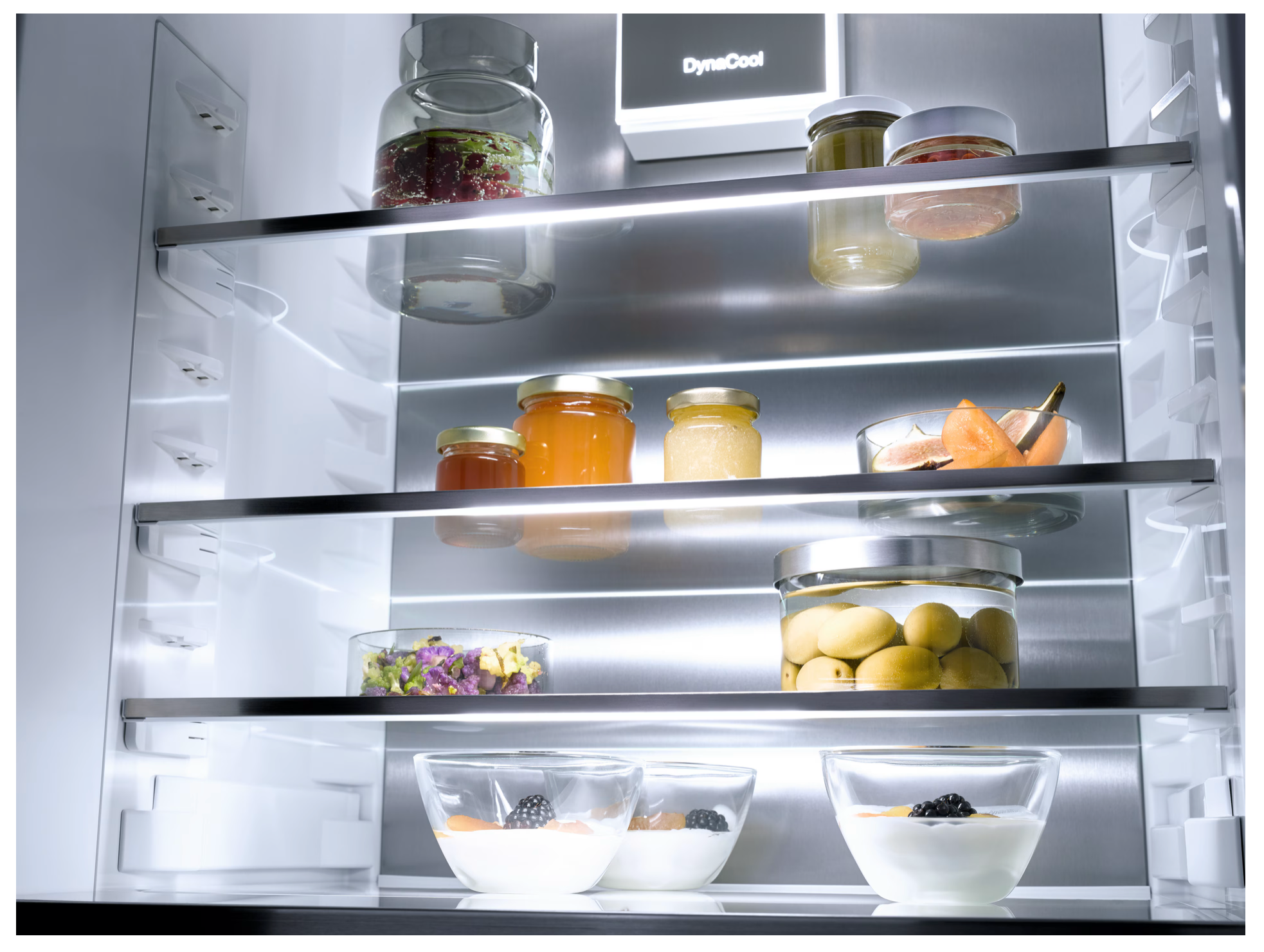 Miele Built-in fridge-freezer, 178 cm niche height Diamond KFN 7785 C