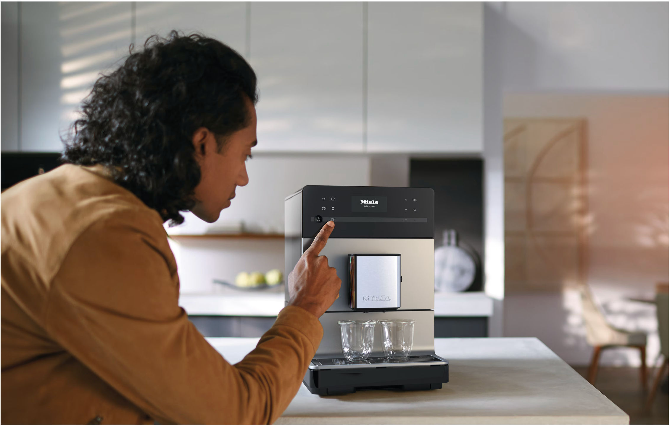 Miele Countertop coffee machine CM 5510 Silence Silver grey-met