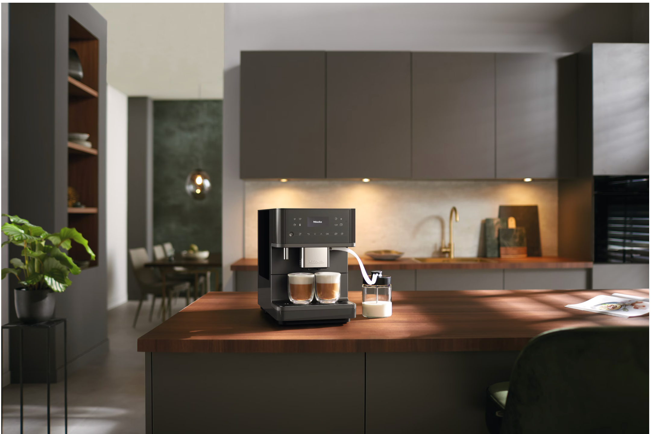 Miele Countertop coffee machine Gold CM 6560 MilkPerfection