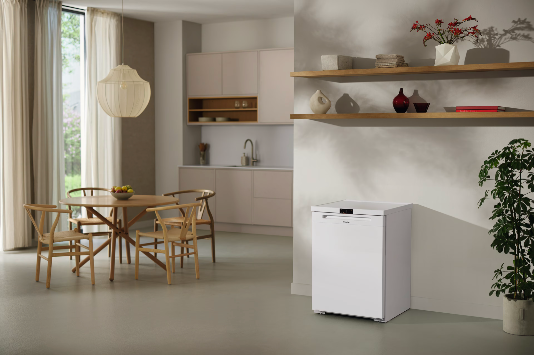 Meile Freestanding freezer Silver F 4001 D White