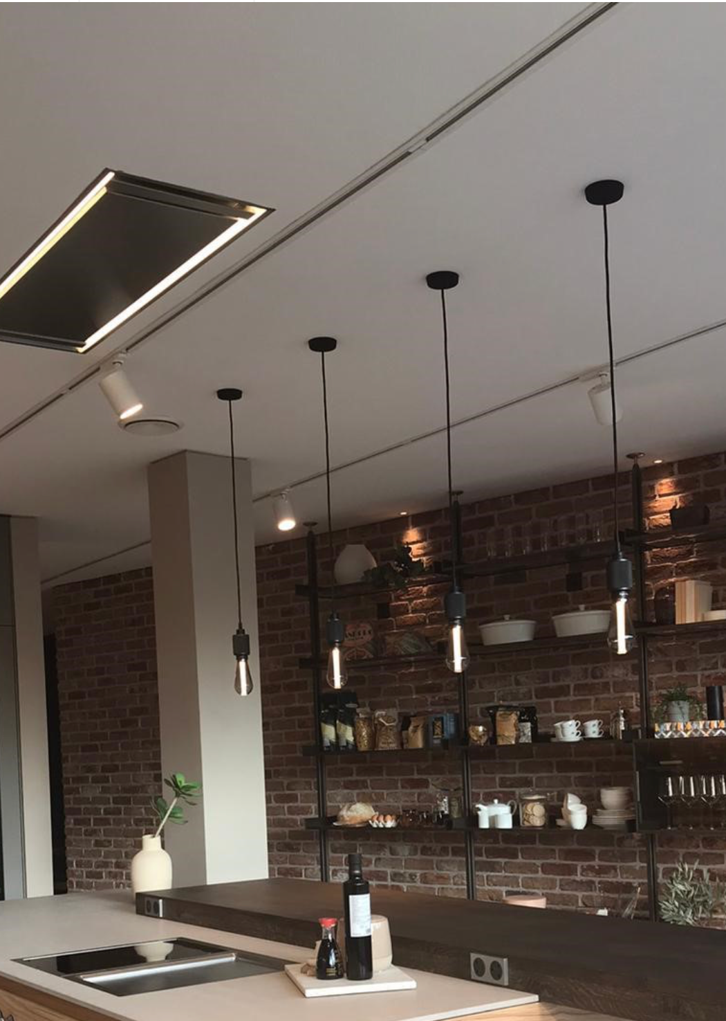 Westin Stratus Titanium 360 Ceiling Hood