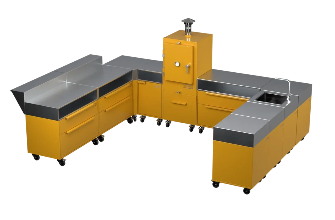 Charlie Oven U-Shape Kitchen U4